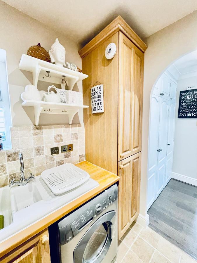 Cotswold Chic Retreats "Jacinabox" Central Chipping Campden-Parking-Garden المظهر الخارجي الصورة