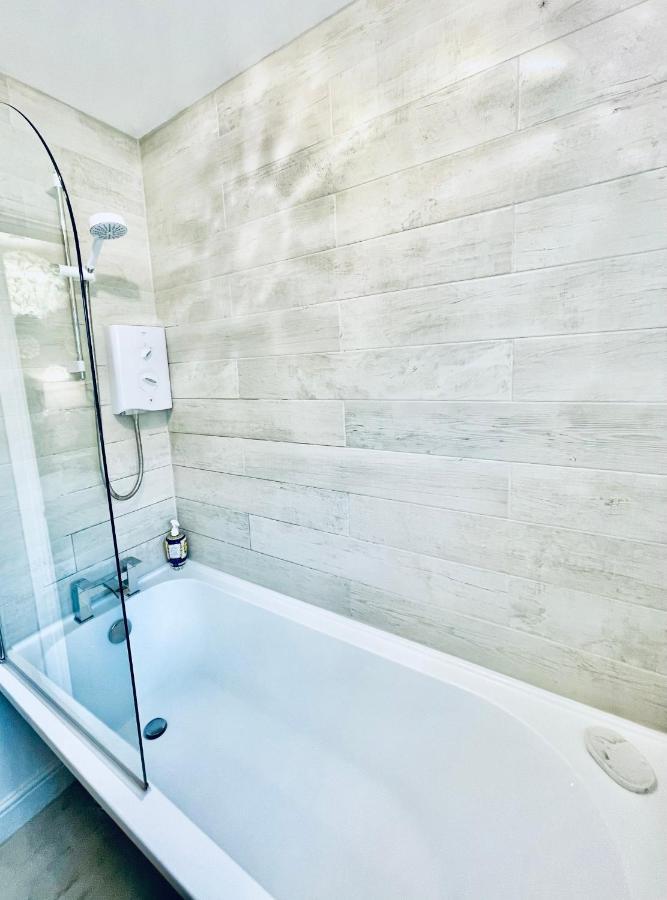 Cotswold Chic Retreats "Jacinabox" Central Chipping Campden-Parking-Garden المظهر الخارجي الصورة